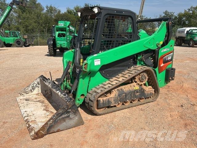Bobcat T66  스키드로더