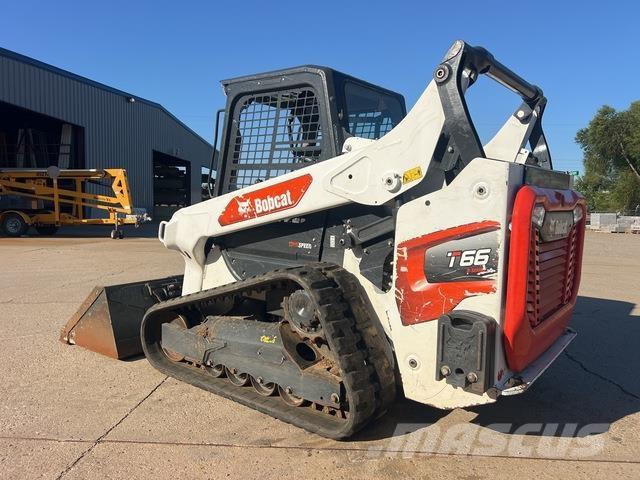 Bobcat T66  스키드로더