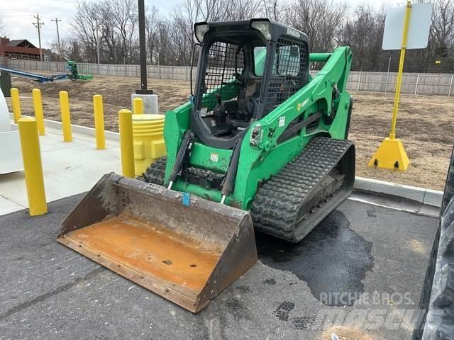 Bobcat T740  스키드로더