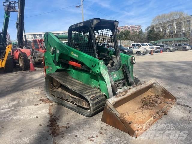 Bobcat T740  스키드로더
