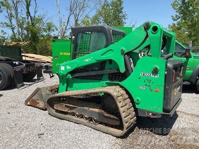 Bobcat T740  스키드로더