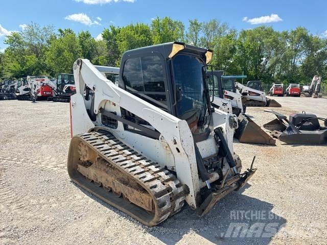 Bobcat T740  스키드로더