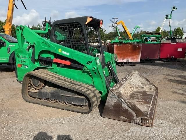 Bobcat T740  스키드로더