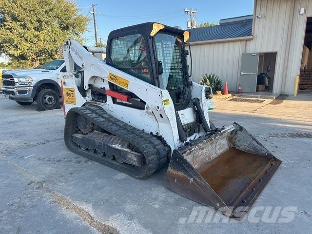 Bobcat T740  스키드로더