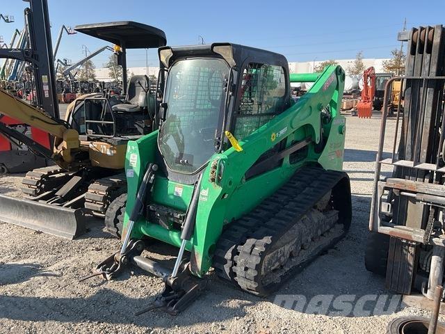Bobcat T740  스키드로더