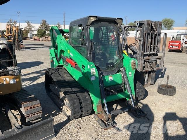 Bobcat T740  스키드로더