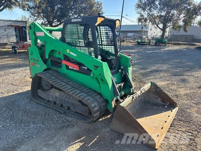 Bobcat T740  스키드로더