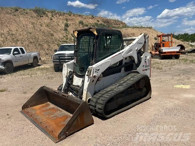 Bobcat T770  스키드로더