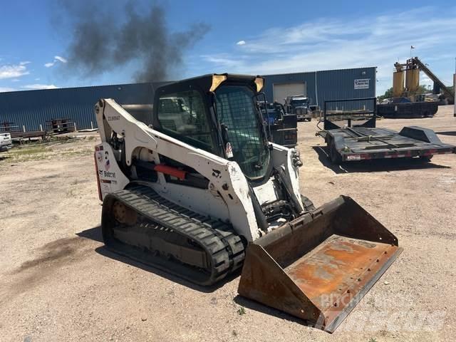 Bobcat T770  스키드로더