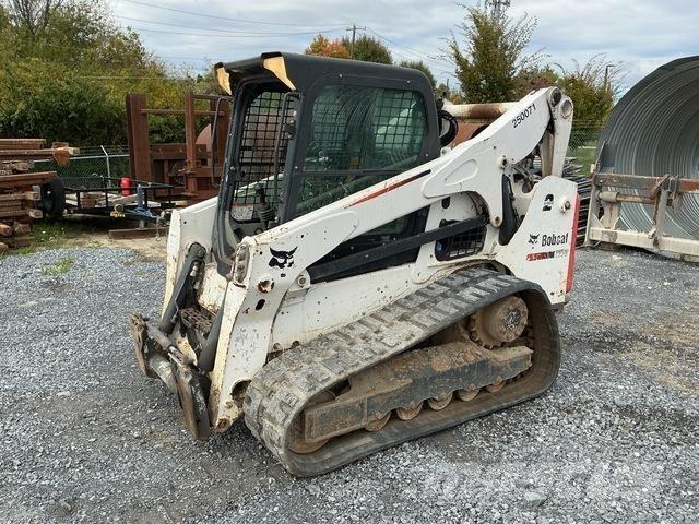 Bobcat T770  스키드로더