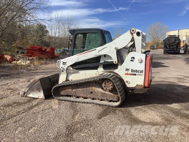 Bobcat T770  스키드로더