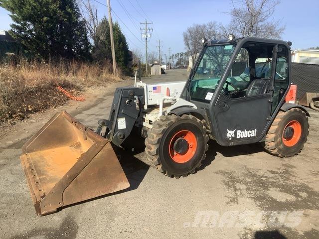 Bobcat V417 텔러 핸들러