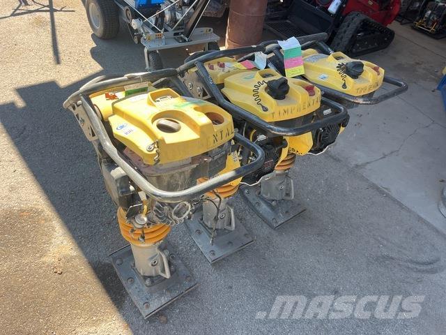 Bomag BT65/4 탬퍼
