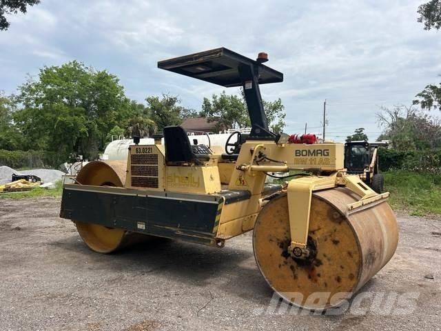 Bomag BW11AS 트윈 드럼 롤러