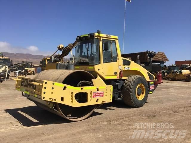 Bomag BW219DH-4 싱글 드럼 롤러