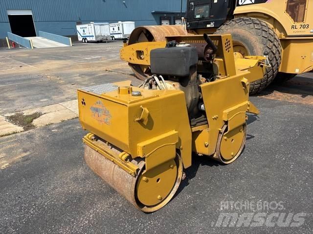 Bomag BW75 기타 롤러