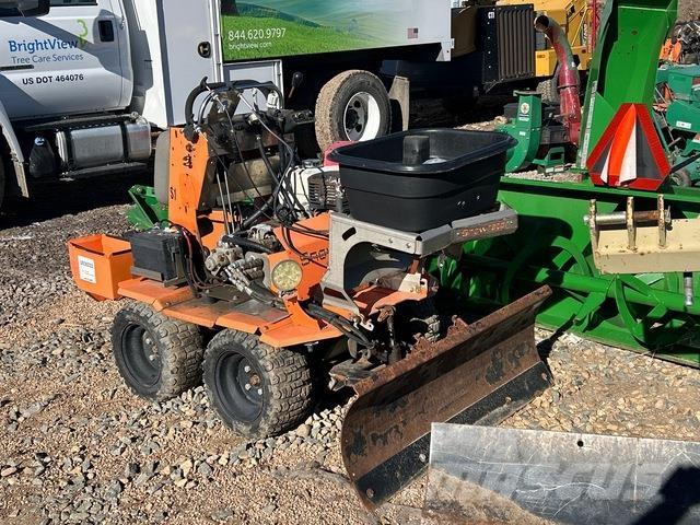 Boss Snowrator 건설 장비 - 기타