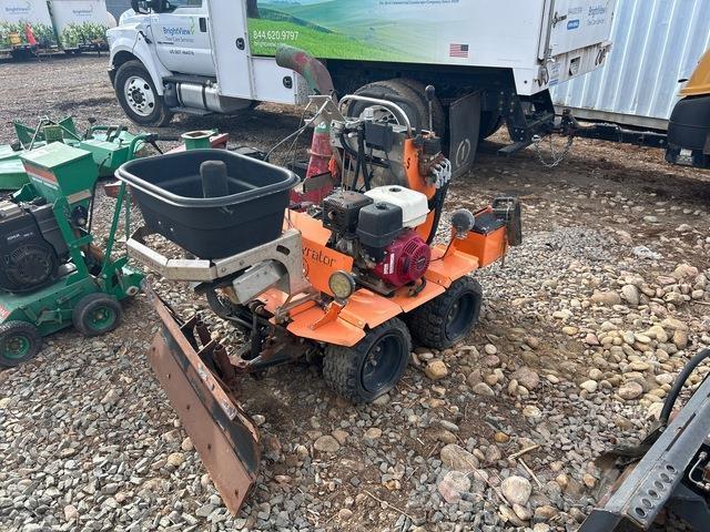 Boss Snowrator 건설 장비 - 기타