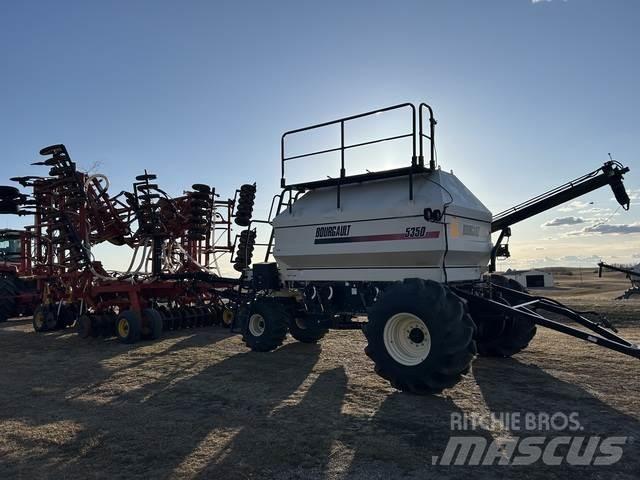Bourgault 5710 드릴