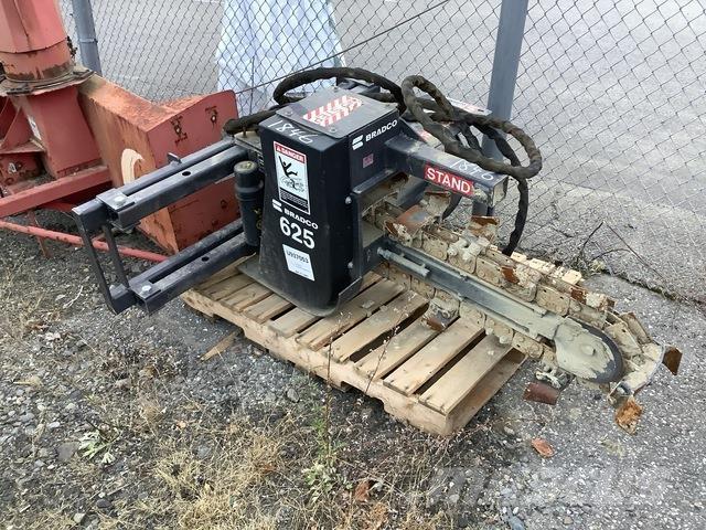 Bradco 625 트렌처
