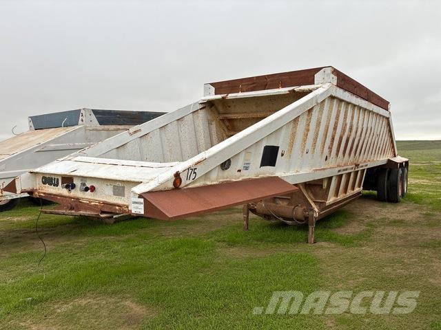  Calico 티퍼 트레일러