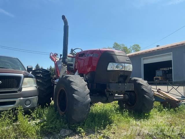 Case IH 120A 트랙터