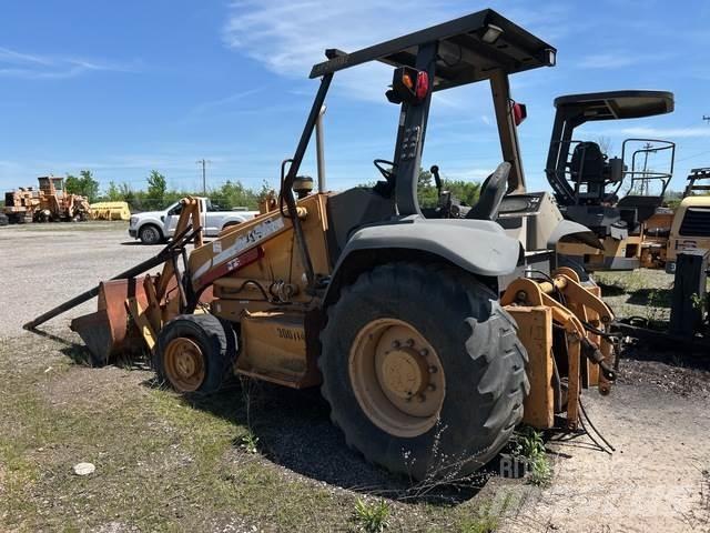 Case IH 570MXT 프론트 로더 및 굴착기