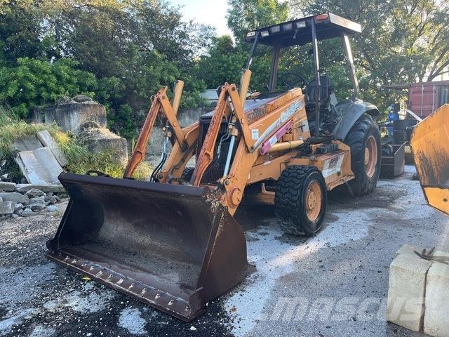 Case IH 570MXT 프론트 로더 및 굴착기