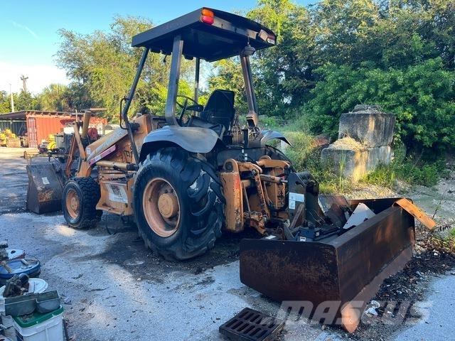 Case IH 570MXT 프론트 로더 및 굴착기