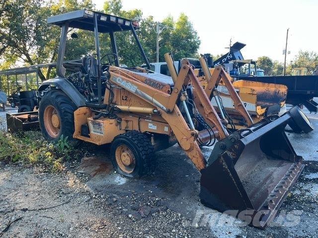Case IH 570MXT 프론트 로더 및 굴착기