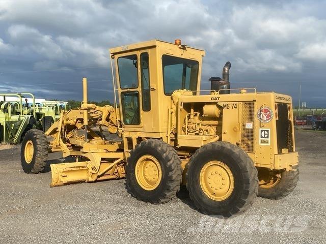 CAT 12G 그레이더