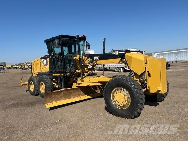 CAT 140 그레이더