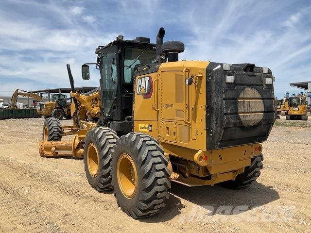 CAT 140 그레이더