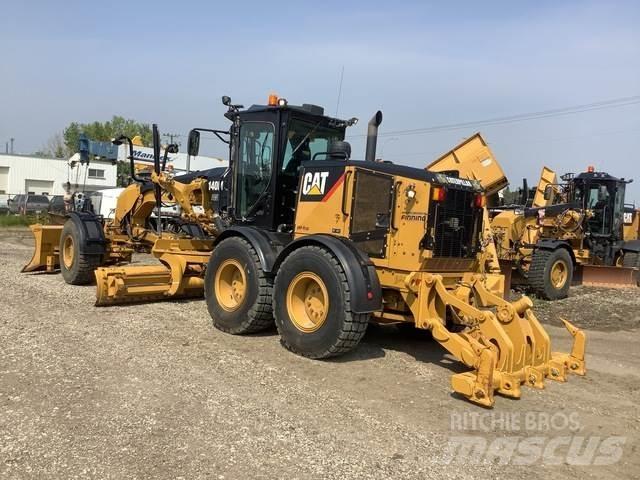 CAT 140M AWD 그레이더
