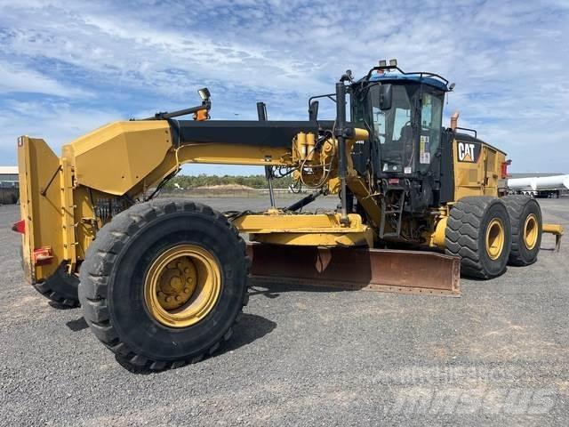 CAT 16M 그레이더