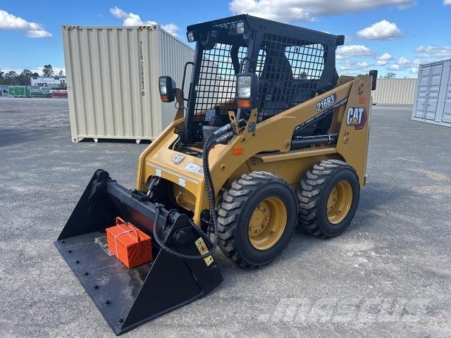 CAT 216B3  스키드로더