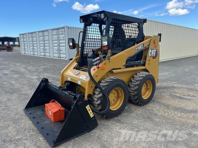 CAT 216B3  스키드로더
