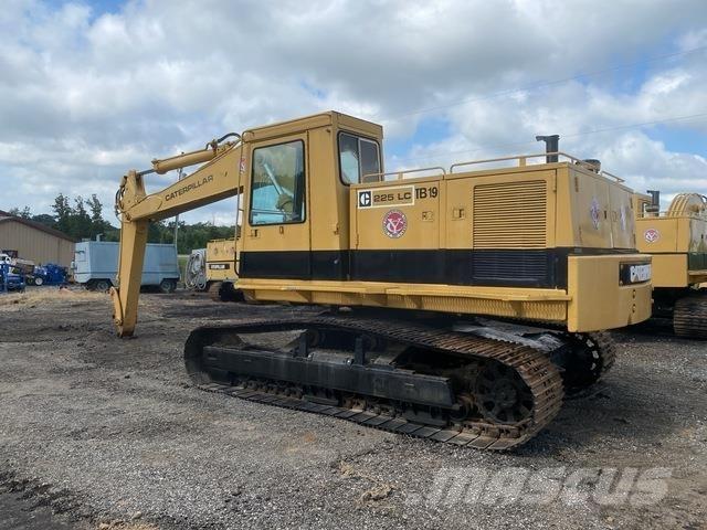 CAT 225 LC 대형 굴삭기 29톤 이상