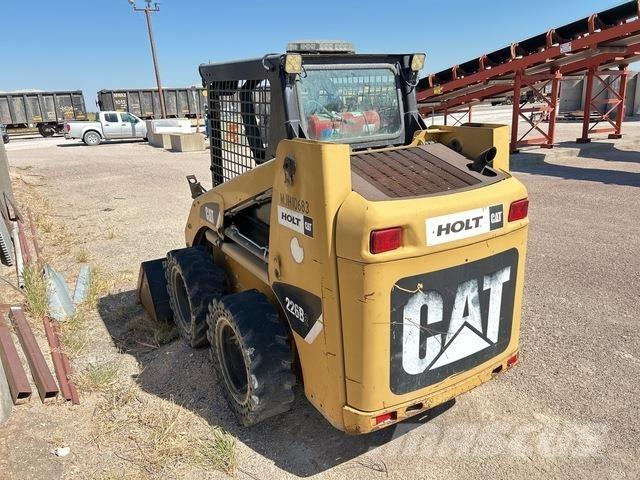 CAT 226B2  스키드로더