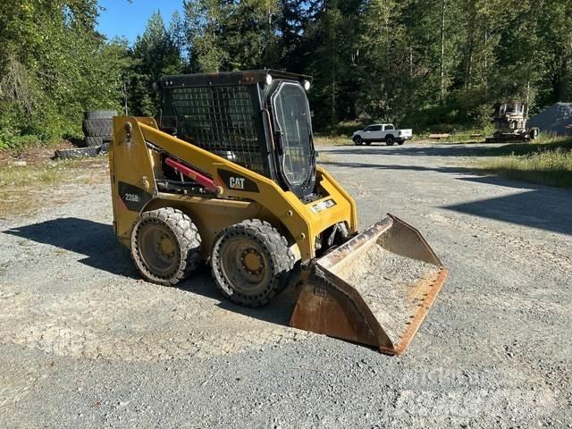 CAT 226B3  스키드로더