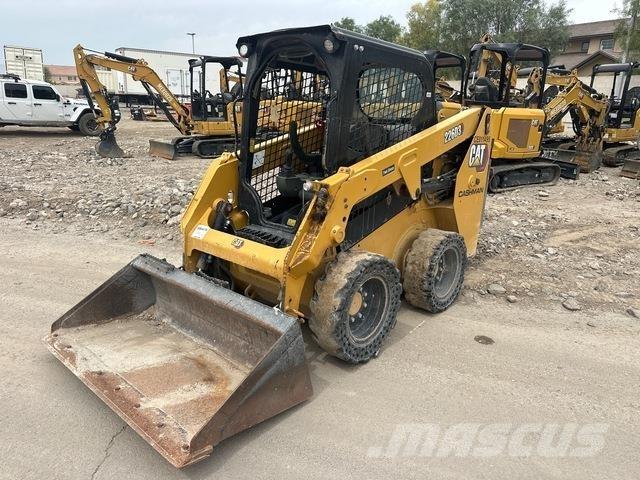 CAT 226D3  스키드로더