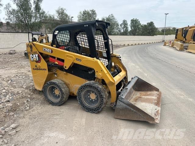CAT 226D3  스키드로더