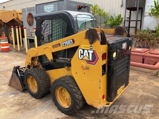 CAT 226D3  스키드로더