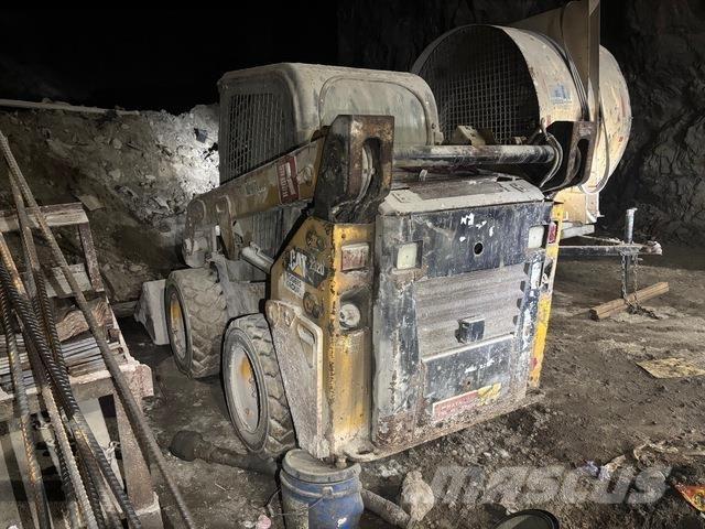 CAT 232D  스키드로더