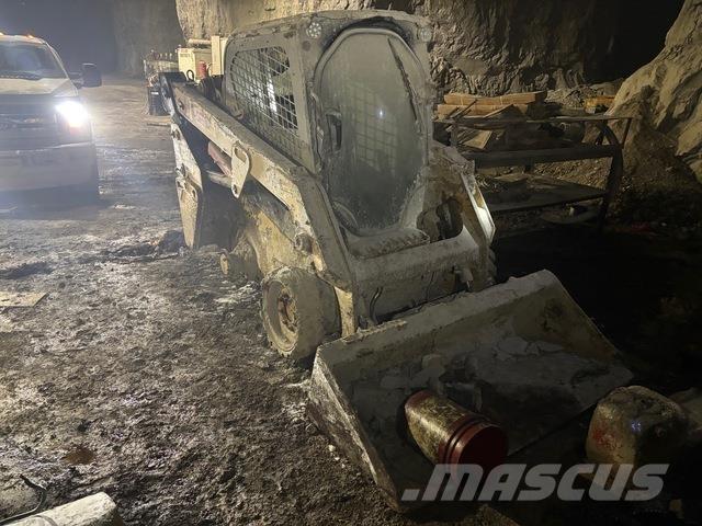 CAT 232D  스키드로더