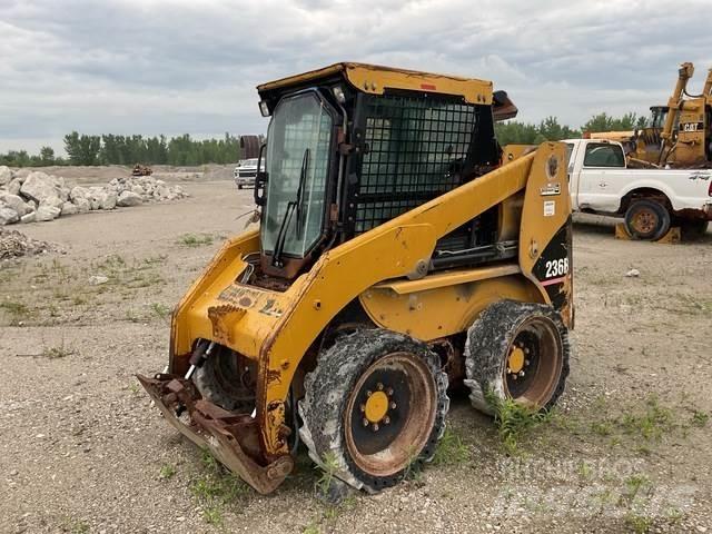 CAT 236B  스키드로더