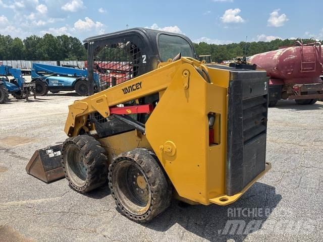 CAT 236D  스키드로더