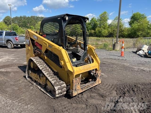 CAT 239D3  스키드로더