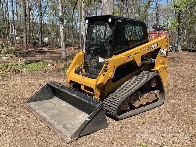 CAT 239D3  스키드로더