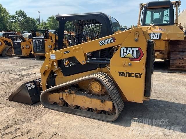 CAT 239D3  스키드로더